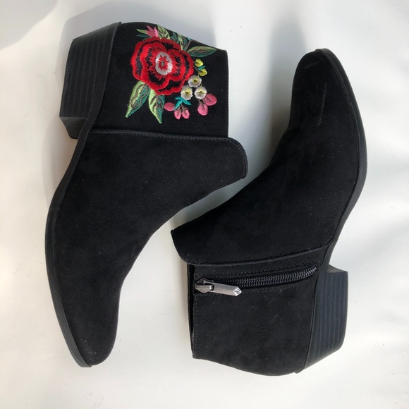 Sam Edelman Shoes - Sam Edelman Petty Embroidered Booties Women Size 5